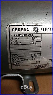 1 Used Gast 0322-v3-g8dx Rotary Vane Vacuum Pump Make Offer