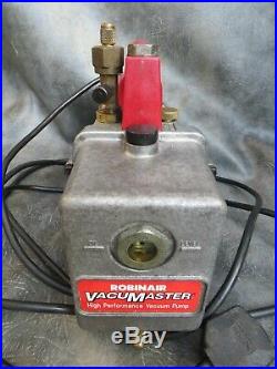 A Good Working Robinair Vacumaster High Performance Vacuum Pump