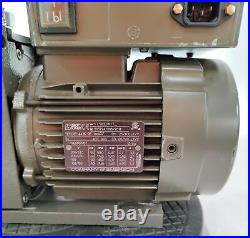 Agilent Technologies DS102 Two-Stage DS Rotary Vane Vacuum Pump