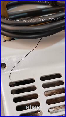 Agilent Technologies IDP-3 Dry Scroll Vacuum Pump / Check Photos Has Crack on it