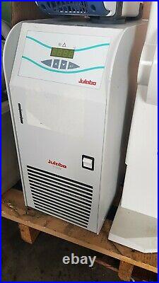 Buchi R-210 ROTAVAPOR + Heating bath + vacuum pump + Julabo chiller