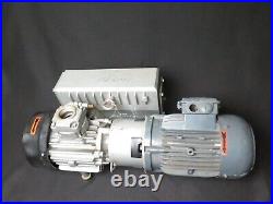 Busch R5 Vacuum Pump RA0040F503 UM100 0,1hPA 230/460VAC