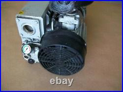 Busch R5 Vacuum Pump RA0040F503 UM100 0,1hPA 230/460VAC USED