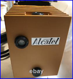 CIT-Alcatel ZM2004A Rotary Vane Vacuum Pump, 1/3 Hp, 115/230 Volt