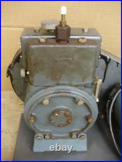 Duo Seal 1405 Vacuum Pump Serial 52108 Welch Scientific Co