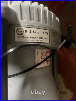 Edwards XDS10 Dry Scroll Vacuum Pump