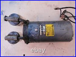 GAST Dual Vacuum Pump GE AC Motor Single Phase 115V 5.6A Used