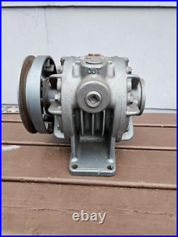 Gast Manufacturing Corp. 1550-P132D Rotary Vane Vacuum Pump NOS Gast Manufacturing Corp. 1550-P132D Rotary Vane Vacuum Pump NOS