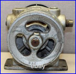 Gast Manufacturing Corp. 1550-V136B Rotary Vane Vacuum Pump