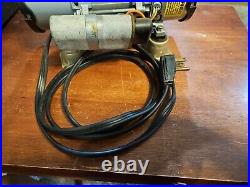 Gast SAA-V113-NQ Oil-Less Vacuum Pump 115 Volt, 3.0 Amp