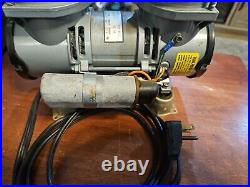 Gast SAA-V113-NQ Oil-Less Vacuum Pump 115 Volt, 3.0 Amp