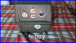 Gast Vacuum Pump in technician's case DOA-101 portable with attachments