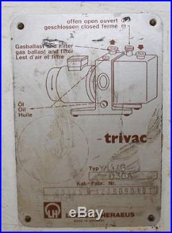 LEYBOLD-HERAEUS TRIVAC Model D30A ROTARY VANE DUAL STAGE VACUUM PUMP