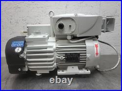 Leybold Sogevac SV40BI Single Phase Rotary Vane Vacuum Pump 100-240 Vac 1.5kW