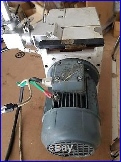 Leybold TRIVAC D16B Rotary Vane Vacuum Pump