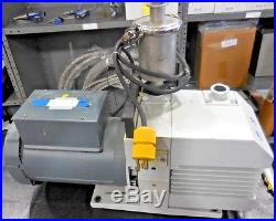 Leybold Trivac D16B/ 110-220 IN/ Vacuum Pump