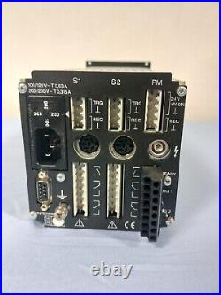 Leybold Vakuum 15789 COMBIVAC CM 31 Vacuum Pump Controller