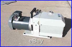 Lybold Trivac vacuum pump 3phase 1 1/2 hp motor
