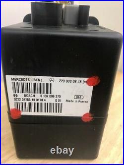 Mercedes W220 S500 S430 CL 00-06 Lock Unlock Vacuum Pump 2208000848