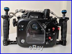 Nauticam NA-GH4 Underwater Housing for Panasonic GH3 or GH4 with vacuum pump