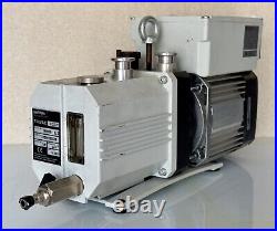 Oerlikon Leybold TRIVAC D 2,5 E Vacuum Pump 140009 E2 115 V 60 Hz