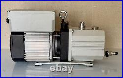 Oerlikon Leybold TRIVAC D 2,5 E Vacuum Pump 140009 E2 115 V 60 Hz