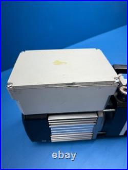Oerlikon Leybold Trivac D2.5E 140001 Vacuum Pump with Hanning Motor E7B4B3-7