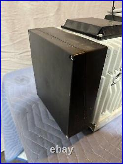 Pfeiffer D-35614 Asslar Vacuum Emmeliusstrasse 33 Model UN0 030 B Vacuum Pump