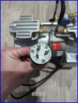 ROCKER 600, OIL-LESS VACUUM PUMP, 1/4 HP, 650 mmHg, 60L/Minute 112985510131