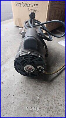 Robinair 15101-A Rotary-Type Vacuum Pump