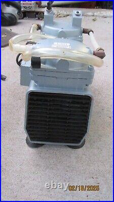 Tested working Gast daa-v715a-eb twin cylinder high capacity vacuum pump