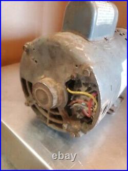 Thomas B-173166-21 Vacuum Pump Poor Condition