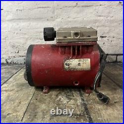 Thomas Industries 607CA22-768 Piston Vacuum Compressor Pump