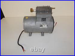 Thomas Industries Model 807ce75 Compressor / Vacuum Pump (dzh46)