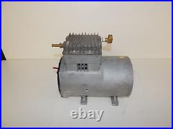 Thomas Industries Model 807ce75 Compressor / Vacuum Pump (dzh46)