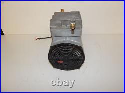 Thomas Industries Model 807ce75 Compressor / Vacuum Pump (dzh46)