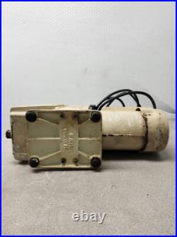 USED NO BOX Welch DirecTorr Vacuum Pump 1.5 MODEL 8905