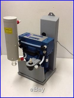 Vacuubrand MZ 2C Membran-Vakuumpumpe / Membrane vacuum pump