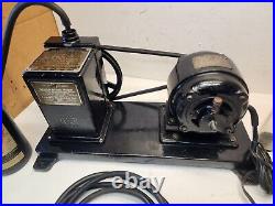 Vintage Cenco Hyvak Belt driven Laboratory Vacuum Pump With accessories & oil