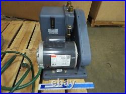 Welch 1402B-10 Vacuum Pump (DuoSeal) WithDayton 1/2HP Motor 115VAC 60/50HZ Used