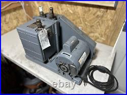 Welch 1402 Duo Seal Vacuum Pump