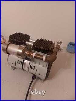 Welch 2585B-01 Oil Free Vacuum Pump