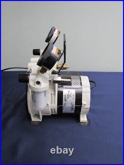 Welch Dry Piston Vacuum Pump 2546B-01 B WORKING, GUARANTEED