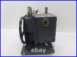 Welch Duo-Seal 1402 Vacuum Pump