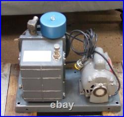 Welch Duo Seal 1402 Vacuum Pump (FA1)