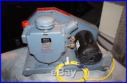 Welch Duo-Seal Vacuum Pump 1397 B-01 120/240V 1HP Cleaned Tested High Vacuum