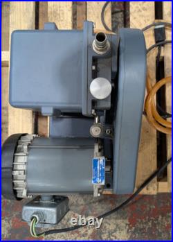 Welch Duoseal Vacuum Pump. 5 HP 115/208-230v 1725 RPM 1402
