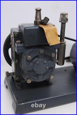 Welch M 1400 Duo-Seal Vacuum Pump With Century 7-141518-20 1/3HP 115V Motor