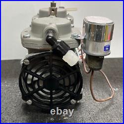 Welch Vacuum Pump Model 61-3211 (G8)